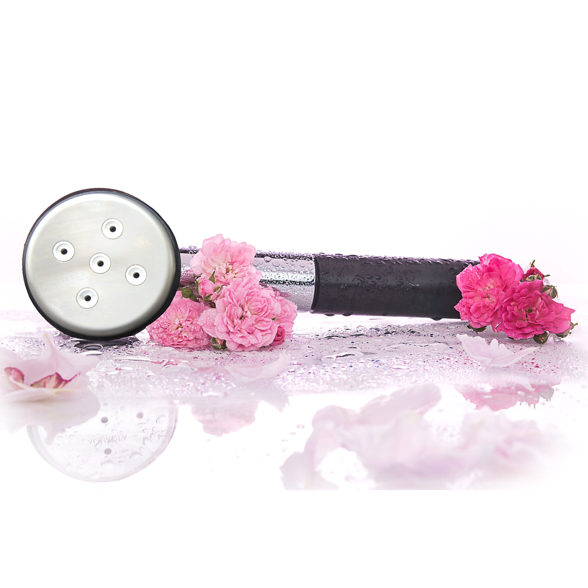 Kleine Rose 5 crystal vortex shower with roses — studio still life